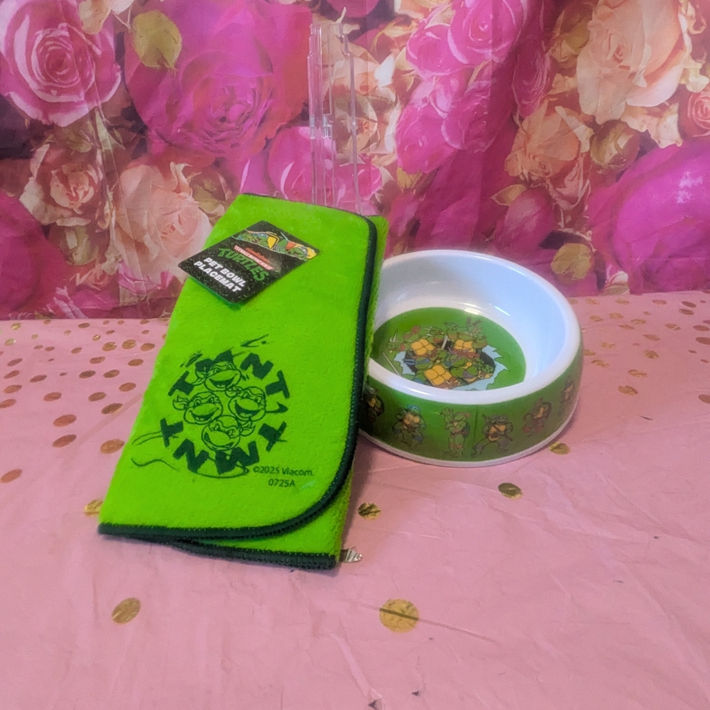 Nickelodeon Green Dog Bowl with Ninja Turtles Design